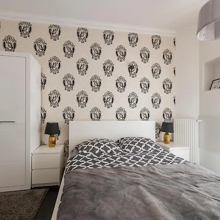 Apartment Grand Luxuryb&b -piotrkowska St Free Parking