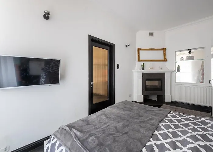 Grand Luxuryb&b -piotrkowska St Free Parking Lägenhet